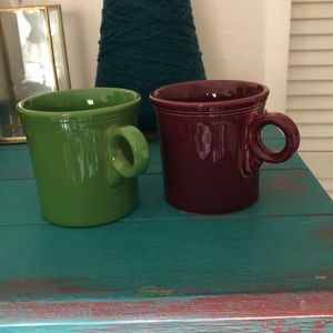 Set of 2 Fiesta mugs